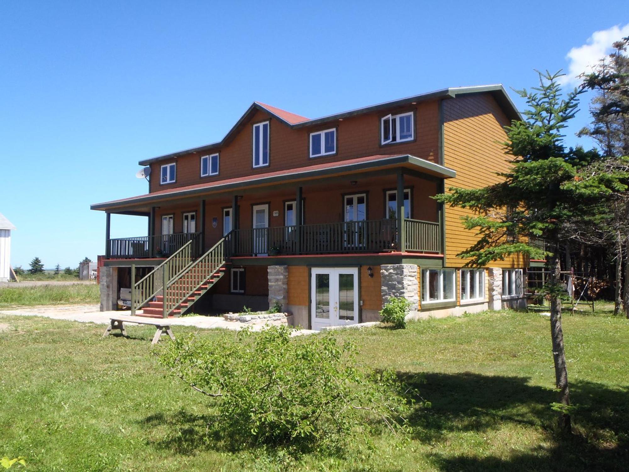 Gite La Maison Chez J.P. Bed And Breakfast Havre Aux Maisons Exterior foto
